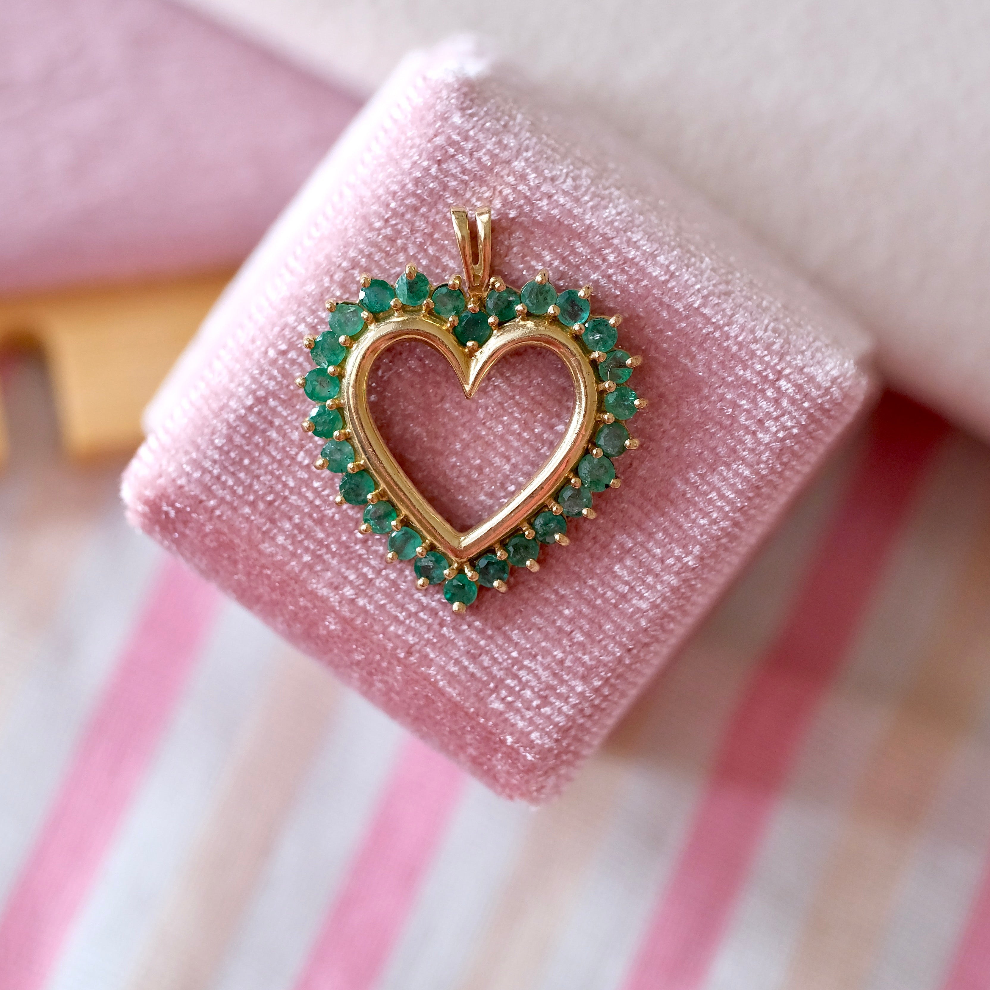 10K Yellow Gold Heart Pendant set with genuine Emerald