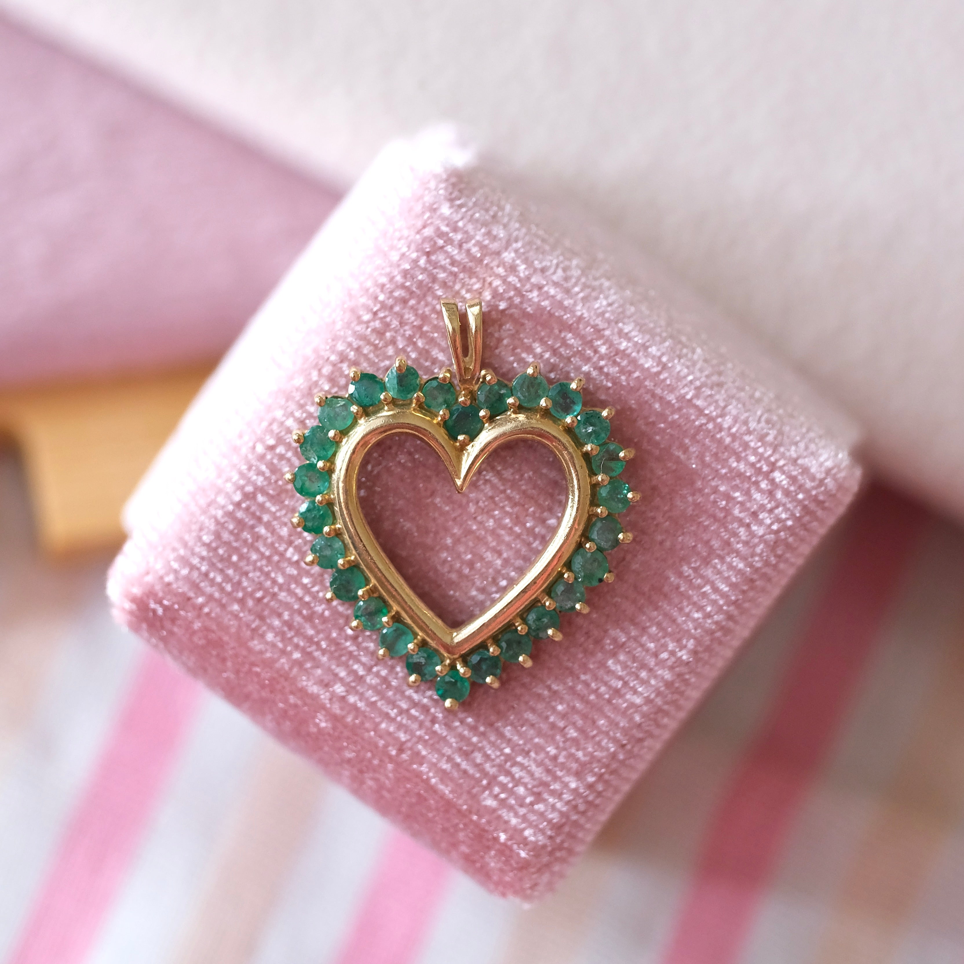 10K Yellow Gold Heart Pendant set with genuine Emerald