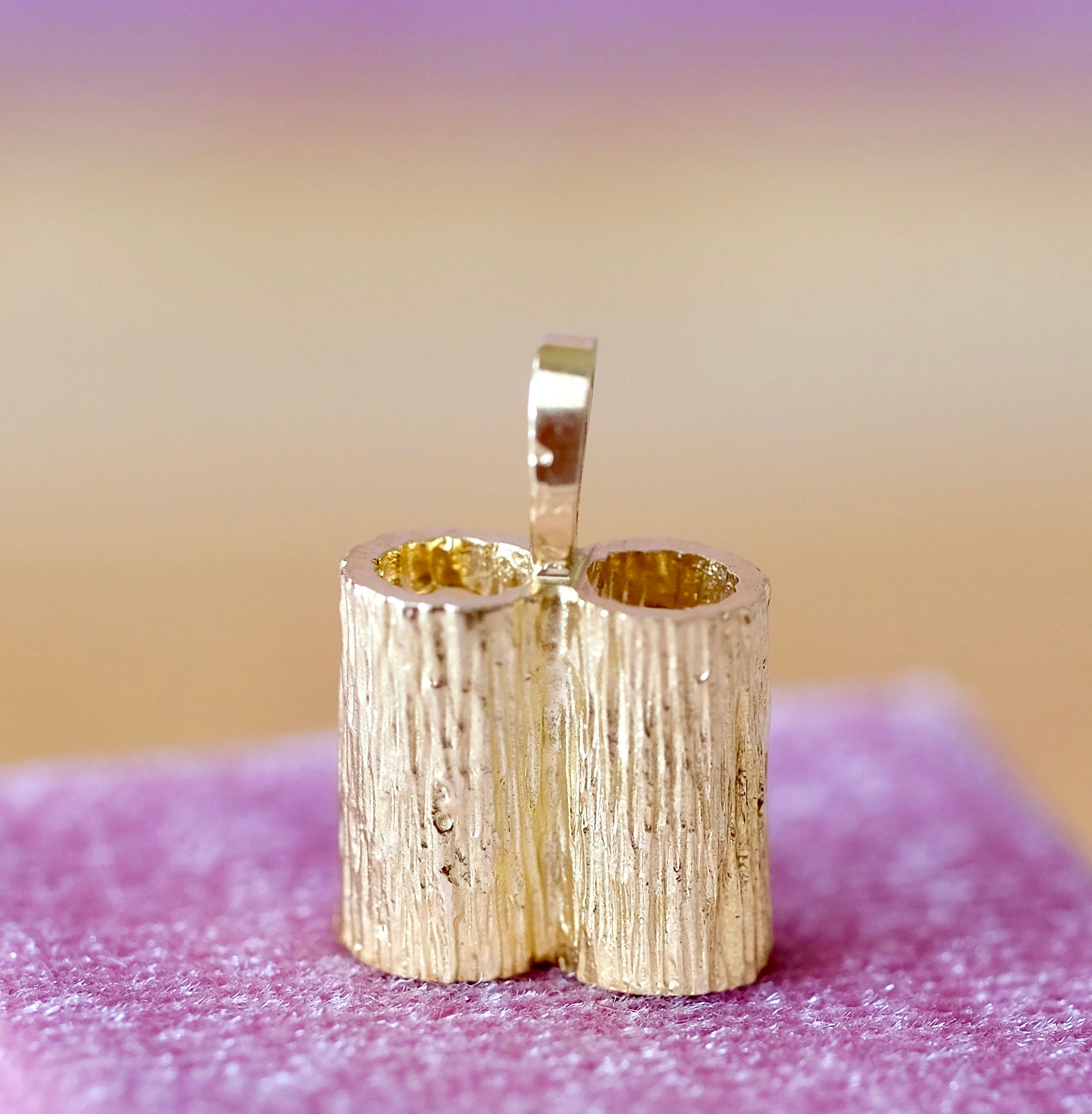 14K Real Yellow Gold Bark Finish Set with Genuine Diamonds Pendant