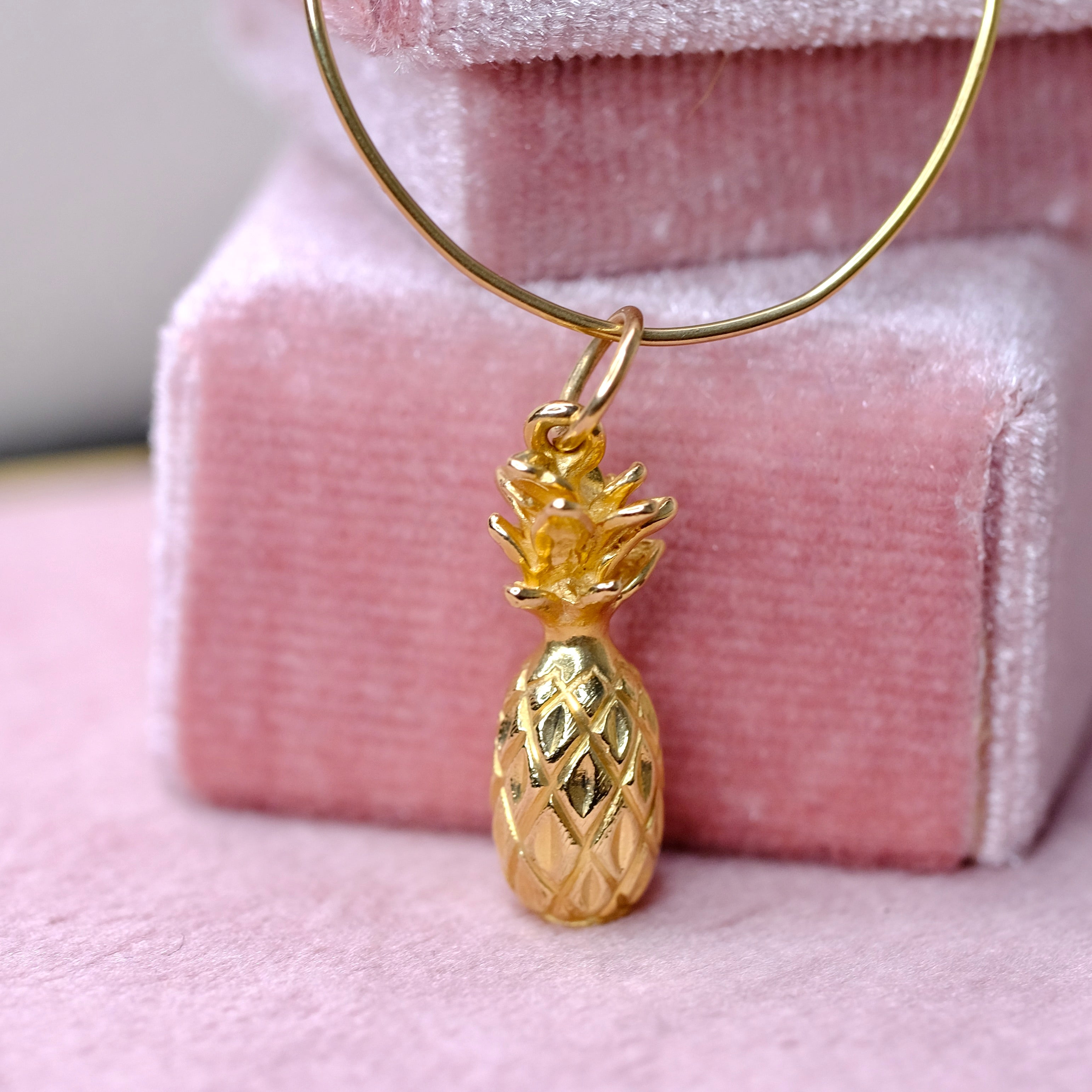 14K Yellow Pineapple Pendant